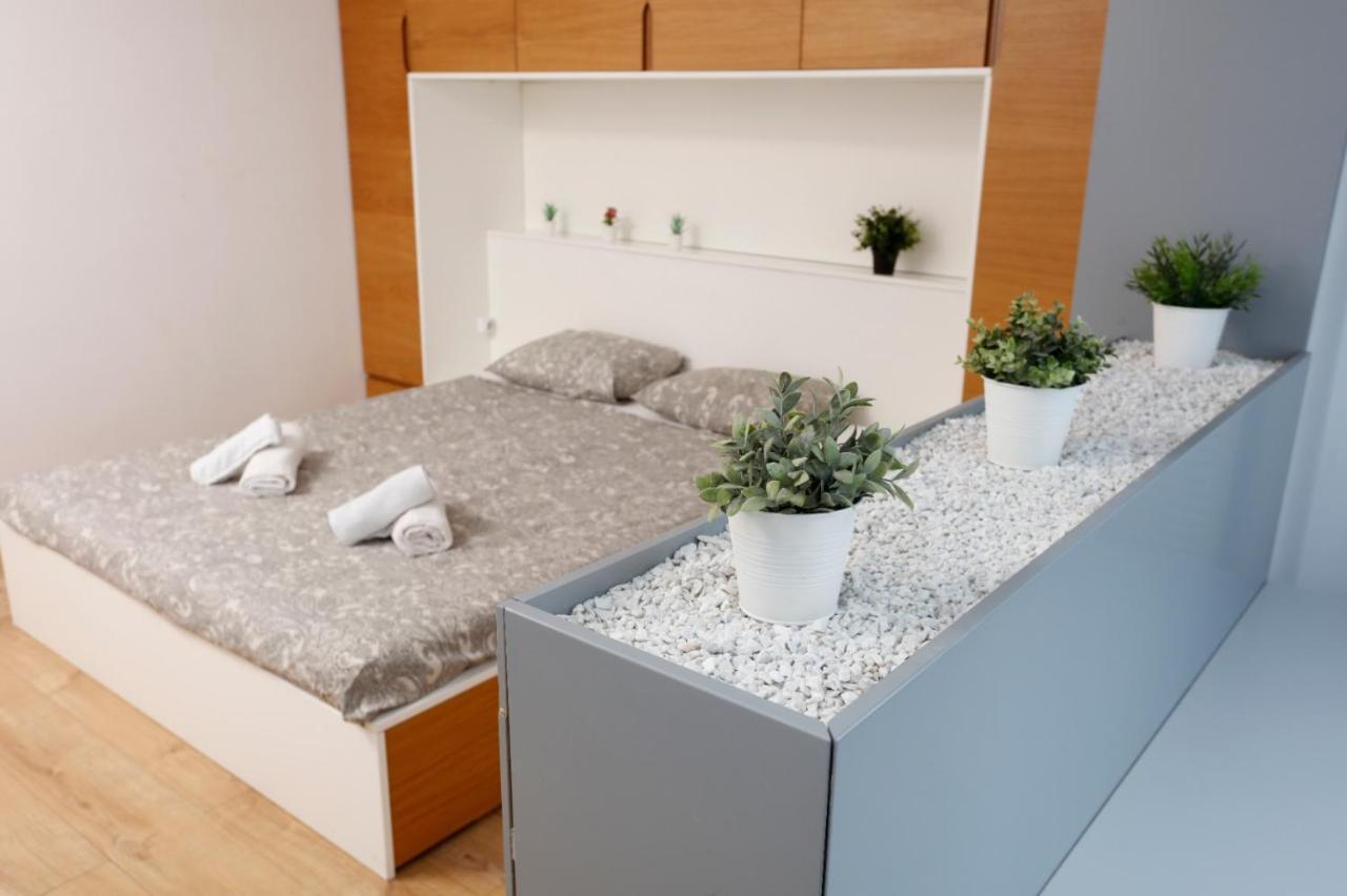 Platinum Apartment With 2 Bedrooms Boekarest Buitenkant foto